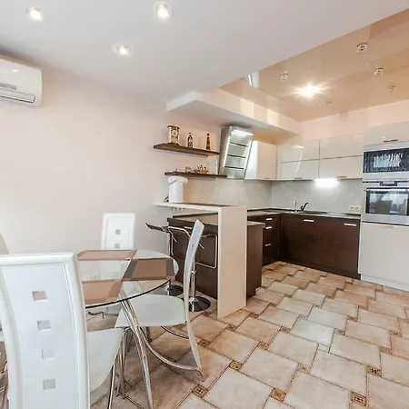 Luxury 135 M2